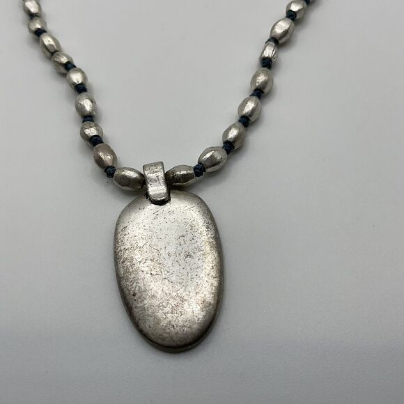 Kenneth Cole Reaction Necklace Abalone Pendant Silver Tone Vintage 90s 17” - 19” - Picture 7 of 12